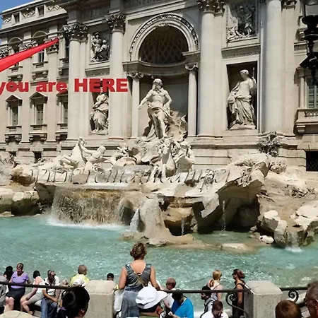 Trevi's Fountain Buddyrent Apartament